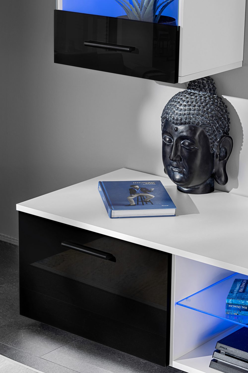 Varallo RTV Möbel Set, Schwarz/Weiß RGB LED Beleuchtung – Bild 5