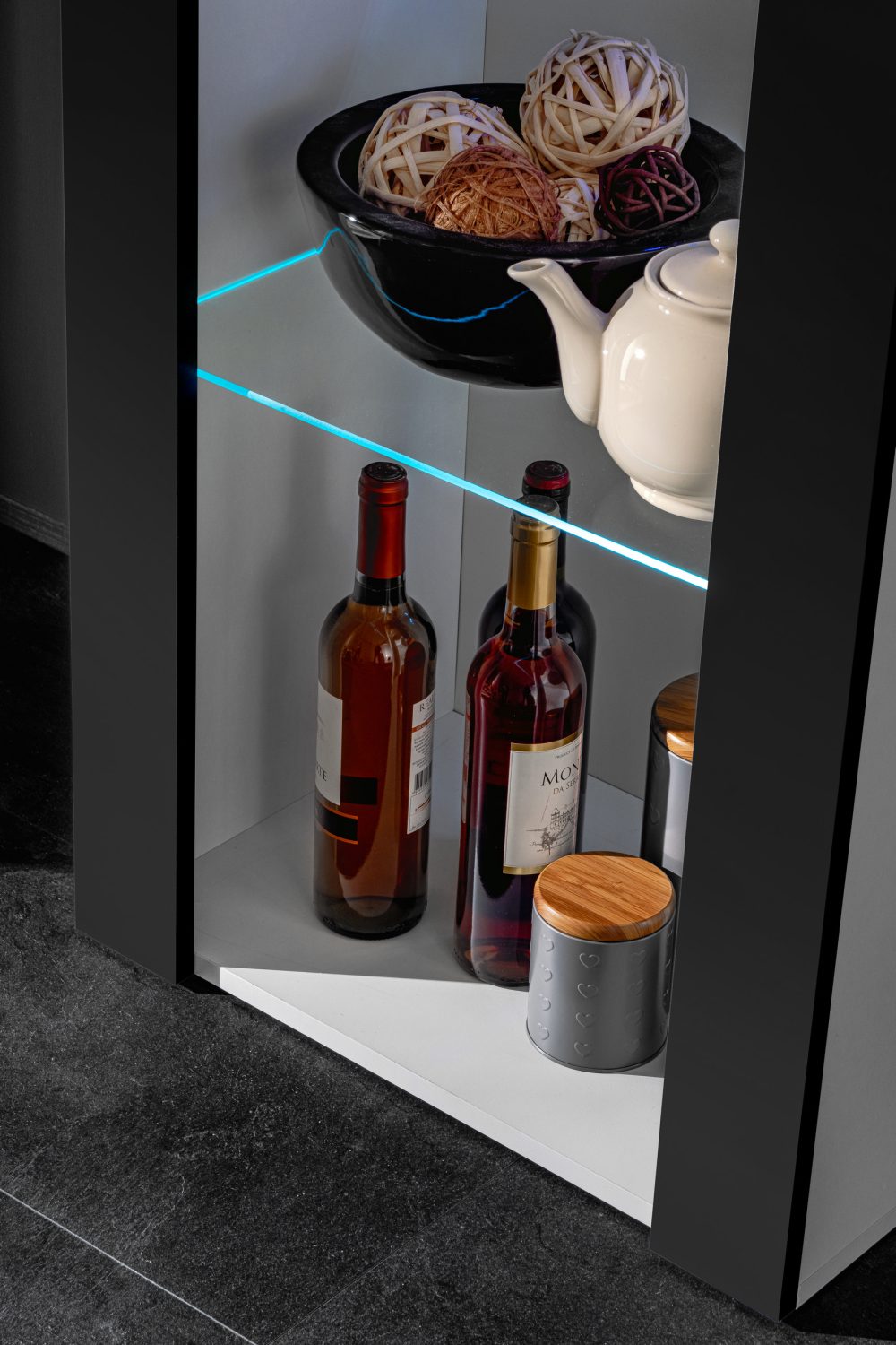 Tivoli Schrank, Schwarz/Weiß RGB LED Beleuchtung – Bild 4