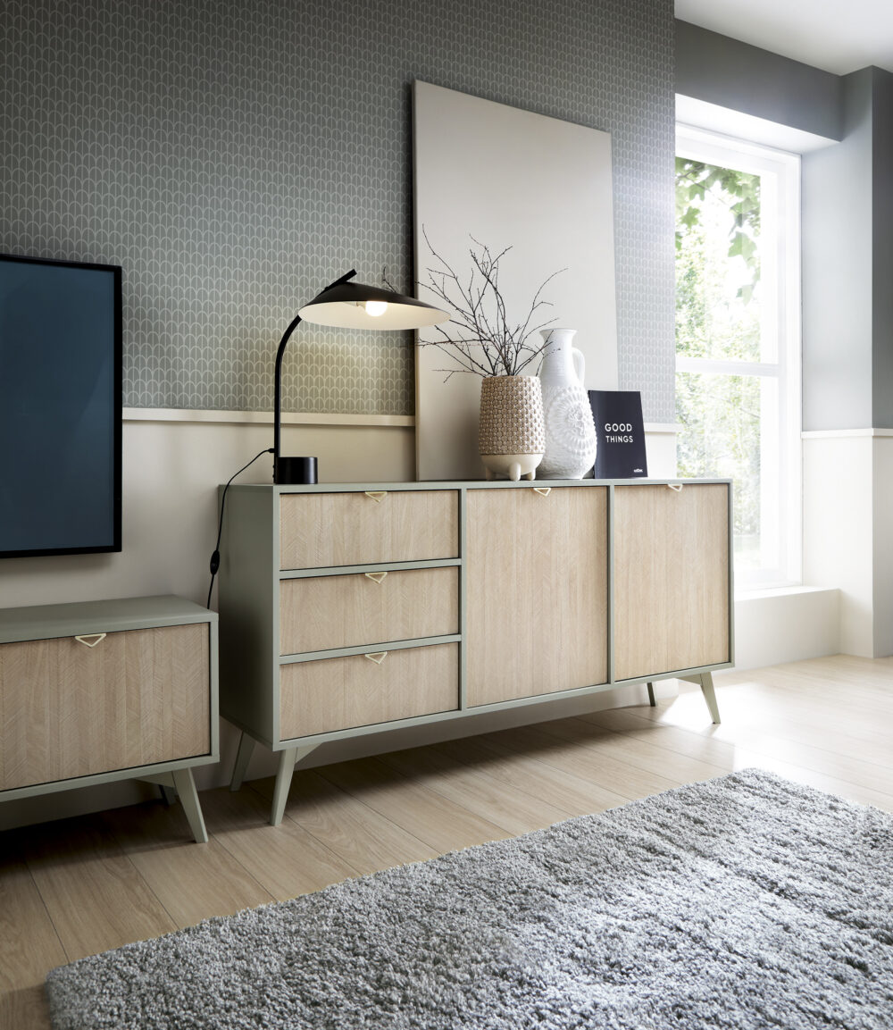 Kommode TOFINO - Eiche - Grün - Metallgriffe - 3 Schubladen - Breite 158 cm, Höhe 80 cm, Tiefe 38 cm – Bild 7