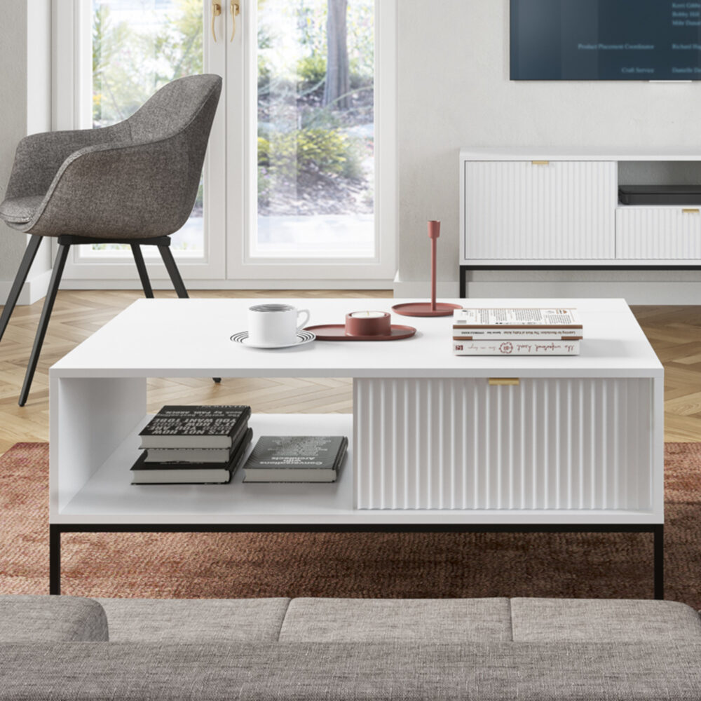 Couchtisch NANAIMO - Weiß - Goldene Griffe - 1 Schublade - Breite 104 cm, Höhe 48 cm, Tiefe 68 cm – Bild 2