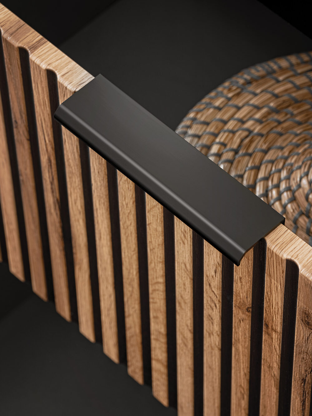 Hängeschrank mit Waschbecken und Arbeitsplatte TILO – schwarzer Korpus – gefräste Fronten in Wotan-Eiche – 2 Schubladen – 80 x 75 x 46 cm – Bild 7