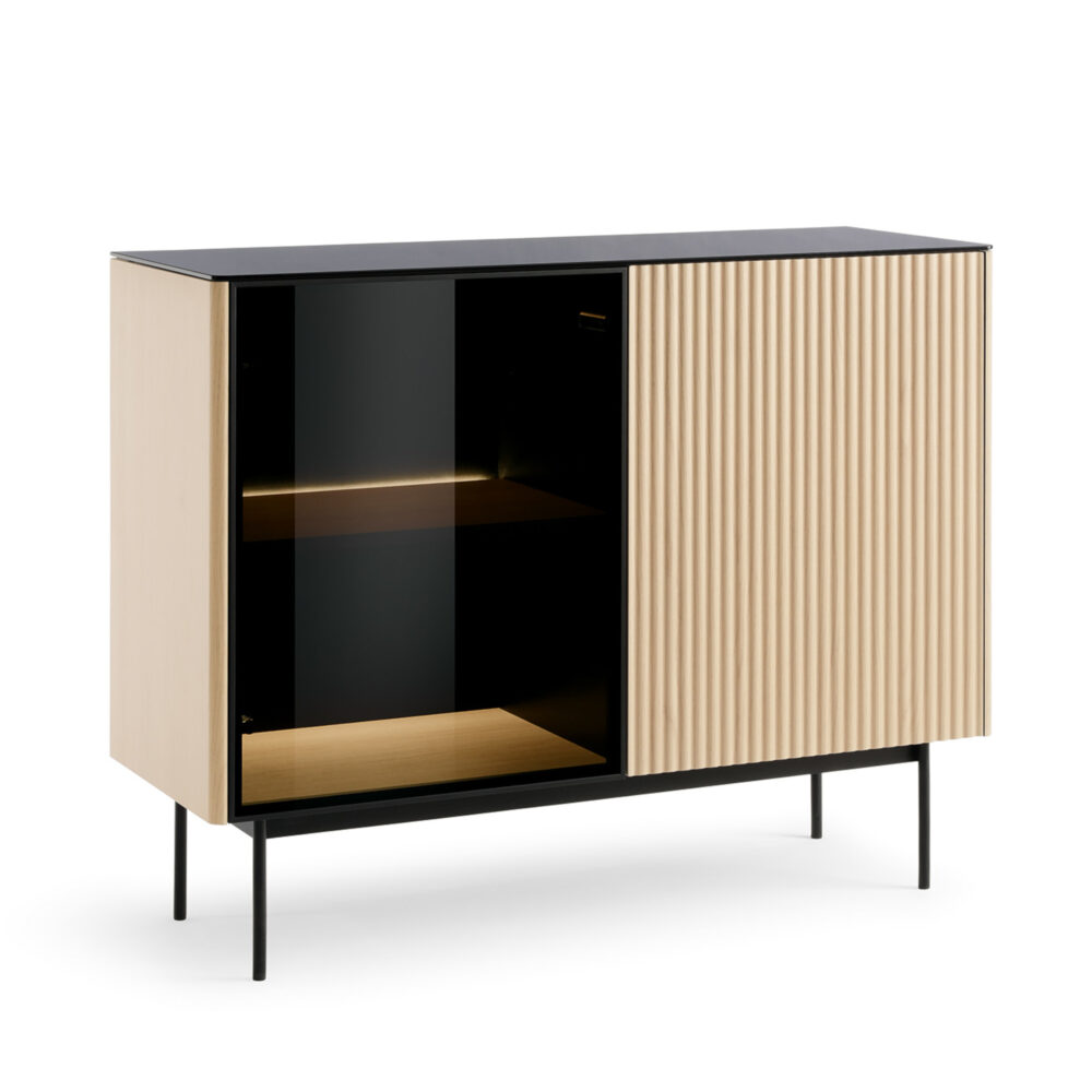 Kommode Olden – Vicenza-Eiche – mit Glastüren – 107 x 84 x 39 cm