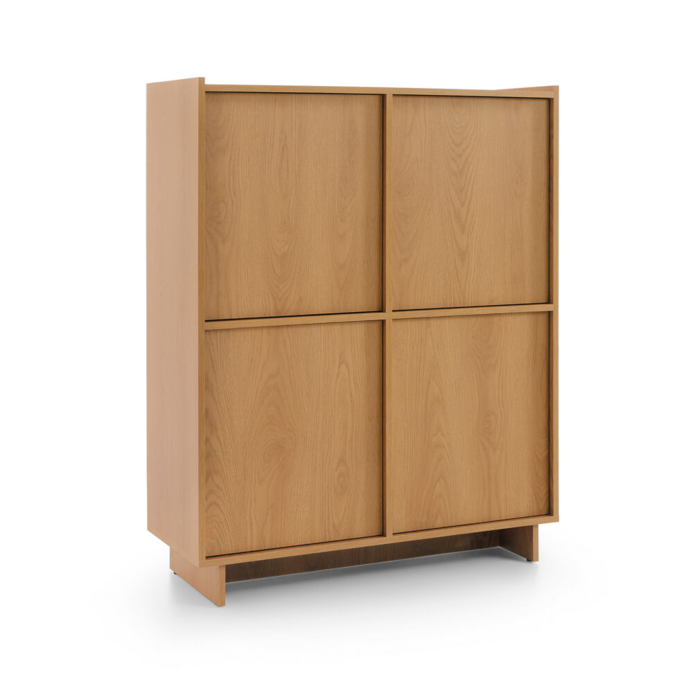 XMEBSKRKOMPI05901102_00.jpg Kommode Yarker – Karamell-Eiche – 4-türig – 98 x 124 x 39 cm – Bild 1